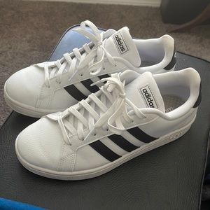 Adidas Grand Court 2.0 Sneakers